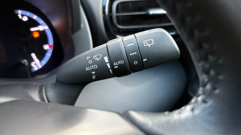 Toyota Yaris Cross 1.5 Hybrid Design 5dr CVT Hybrid Estate